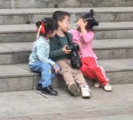轻松一刻:明明是成年人的生意,干嘛搞得跟爱情一样 轻松一刻:明明是成年人的生意,干嘛搞得跟爱情一样