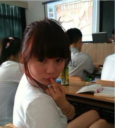 内涵图片与邪恶图片齐头并进。