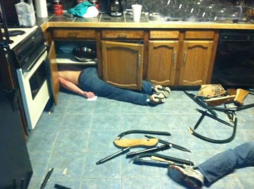 年轻人在社会中的搞笑图片