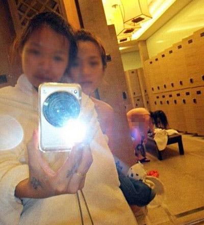 自拍的时候能不能考虑下别人的感受 自拍的时候能不能考虑下别人的感受