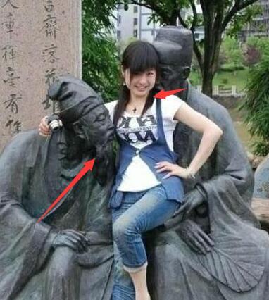 这图节操瞬间掉了一地！