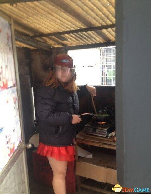 我说姑娘炒个菜而已