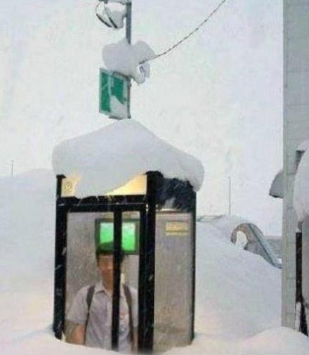 跟来说进去避避雪的,结果 跟来说进去避避雪的,结果