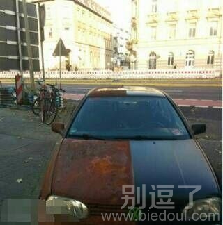 哪儿来的这么炫酷的车子 哪儿来的这么炫酷的车子