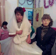 赤裸裸的倒插门呀 赤裸裸的倒插门呀