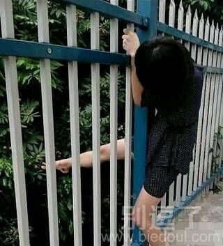 让你HOLD不住的爆笑男女 让你HOLD不住的爆笑男女