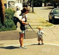 背后才是亲儿子