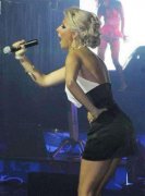 这才是真正的麦霸! 这才是真正的麦霸!