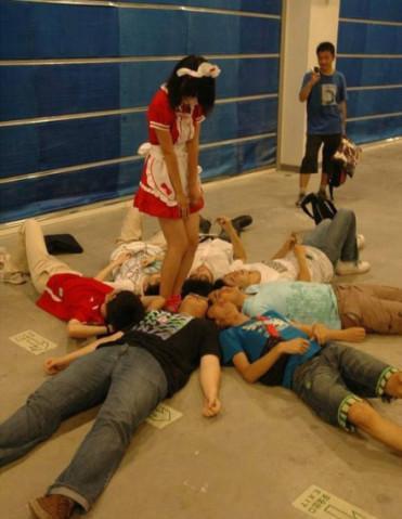 内涵图：可爱的女主