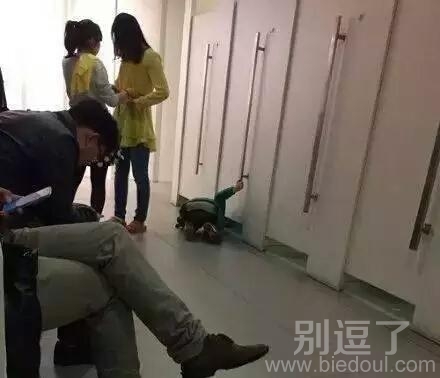 这孩子跟谁学的都是