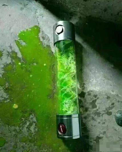 女朋友的房间里找到的工具,她说是手电筒,真以为我不懂吗? 女朋友的房间里找到的工具,她说是手电筒,真以为我不懂吗?