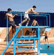 所以说该出脚的时候就出脚