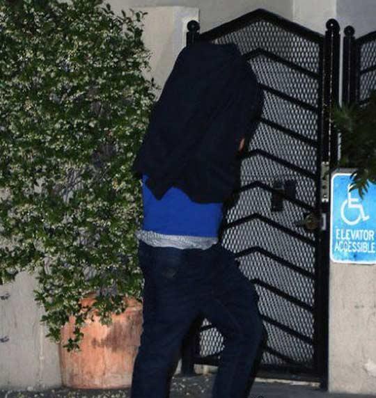 小李子躲镜头永远这么清奇