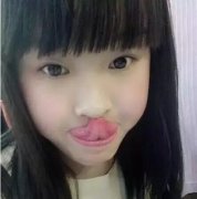 妹子舌头的技能不错呀