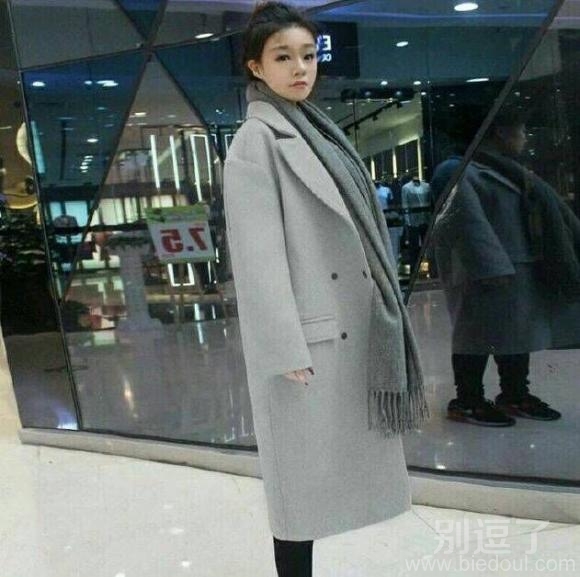 简直不敢相信自己的眼睛,自己看镜子 简直不敢相信自己的眼睛,自己看镜子