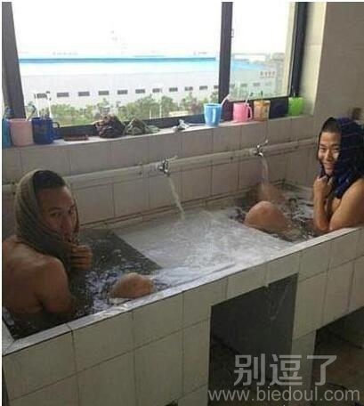 这才是屌丝幸福的日子! 这才是屌丝幸福的日子!