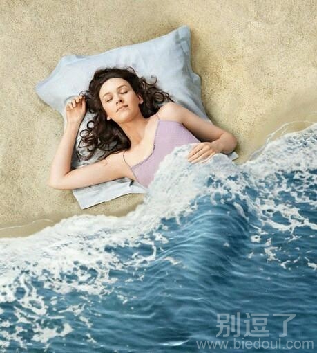 一套海边场景的床上用具。 一套海边场景的床上用具。
