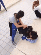 姑娘们你们这是干啥咧