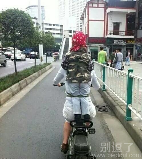 这就是孩奴的日常了吧