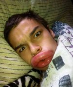 你是肿么了 你是肿么了