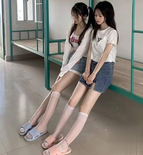 每个女生羡慕的大高个,又细又长的腿,看上去好奇怪啊 每个女生羡慕的大高个,又细又长的腿,看上去好奇怪啊
