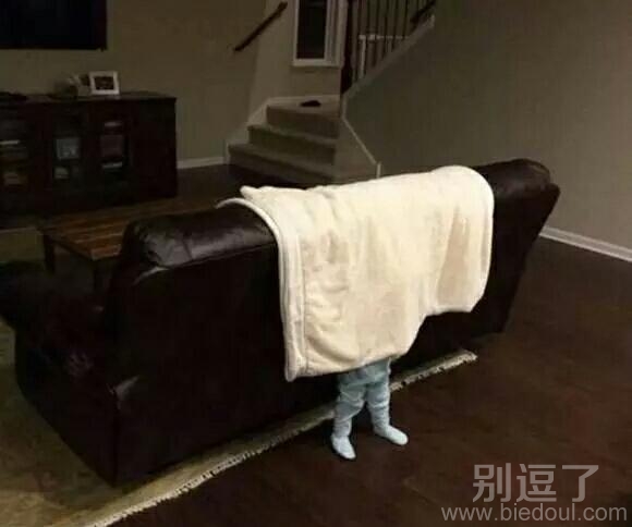 哎哟,这是谁的一双腿呀 哎哟,这是谁的一双腿呀