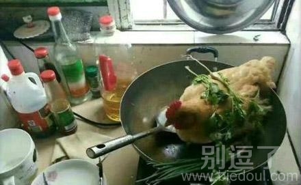 看看家里的硬菜。 看看家里的硬菜。