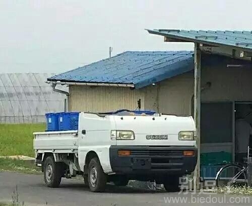 这是新出的跑车嘛