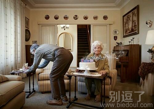 正在放屁的人。。。 正在放屁的人。。。