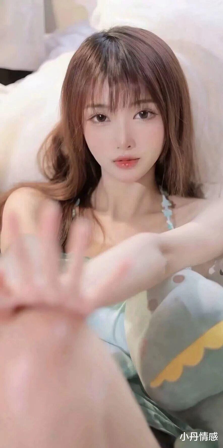 姑娘!你收敛点,这是相亲,不能暴露你的职业呀!哈哈哈 姑娘!你收敛点,这是相亲,不能暴露你的职业呀!哈哈哈