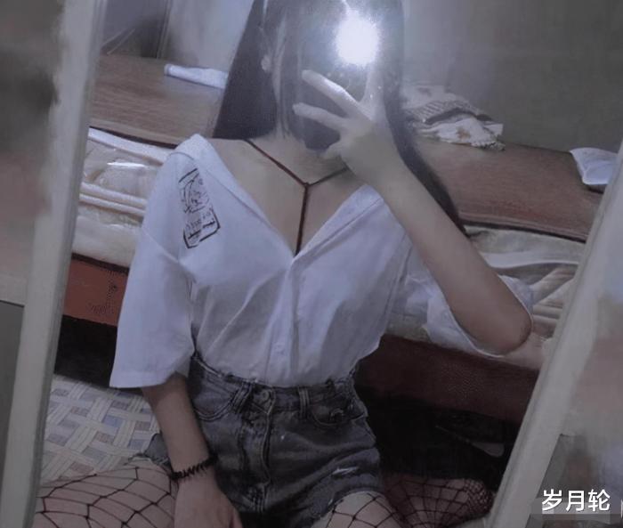 跟网友奔现后感觉不喜欢她,可她把门关了我没法走哈哈哈 跟网友奔现后感觉不喜欢她,可她把门关了我没法走哈哈哈
