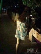 站在这是想打劫吗