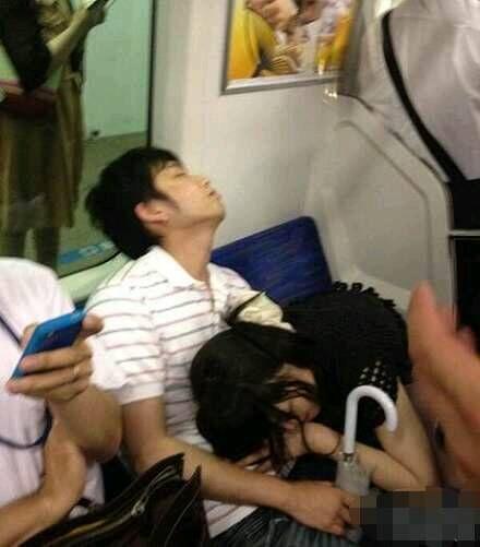 居然谁也不认识谁! 居然谁也不认识谁!