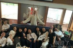 葛优躺和他的众教徒
