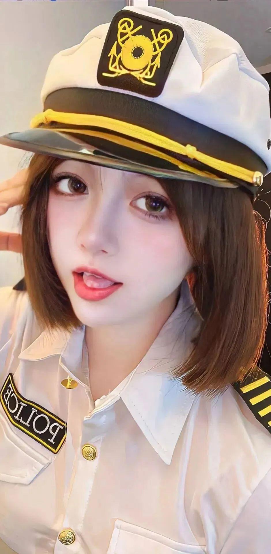 错把胸贴当口罩，现场被拍疯传全网！？哈哈哈哈吓得女友再也没敢买过...