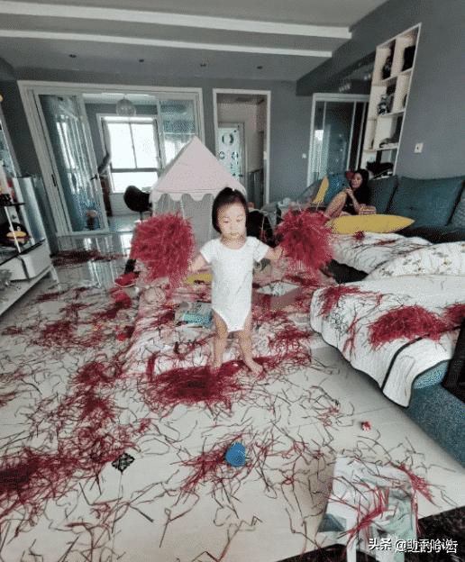 你知道为什么女孩不能戴白色的贝雷帽吗?哈哈哈,真相了 你知道为什么女孩不能戴白色的贝雷帽吗?哈哈哈,真相了