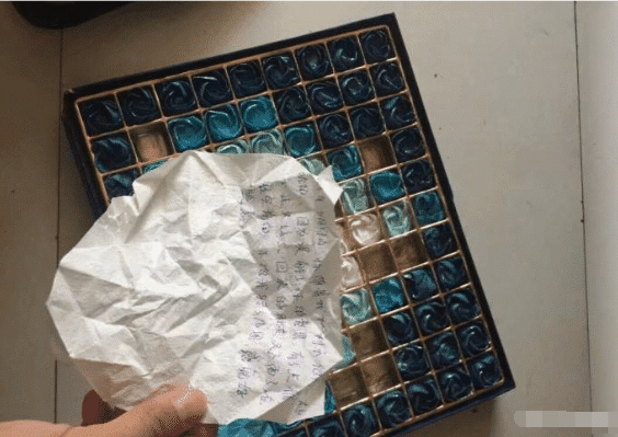 小伙和“极品”富婆的聊天记录流出…贫穷限制了我的想象哈哈哈哈! 小伙和“极品”富婆的聊天记录流出…贫穷限制了我的想象哈哈哈哈!
