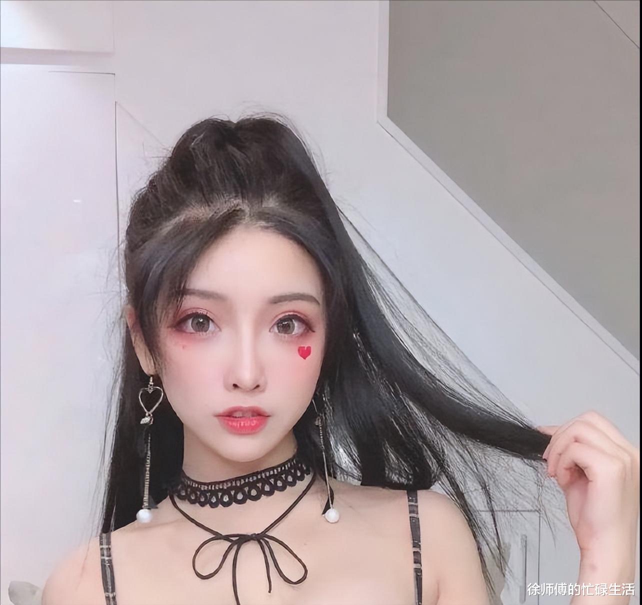 “女友都快30岁的人了,还是打扮得特别幼稚,换做各位会生气吗?” “女友都快30岁的人了,还是打扮得特别幼稚,换做各位会生气吗?”