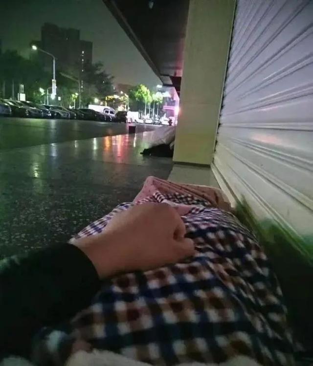 那些沦为有钱人玩具的女人是怎么想的? 那些沦为有钱人玩具的女人是怎么想的?