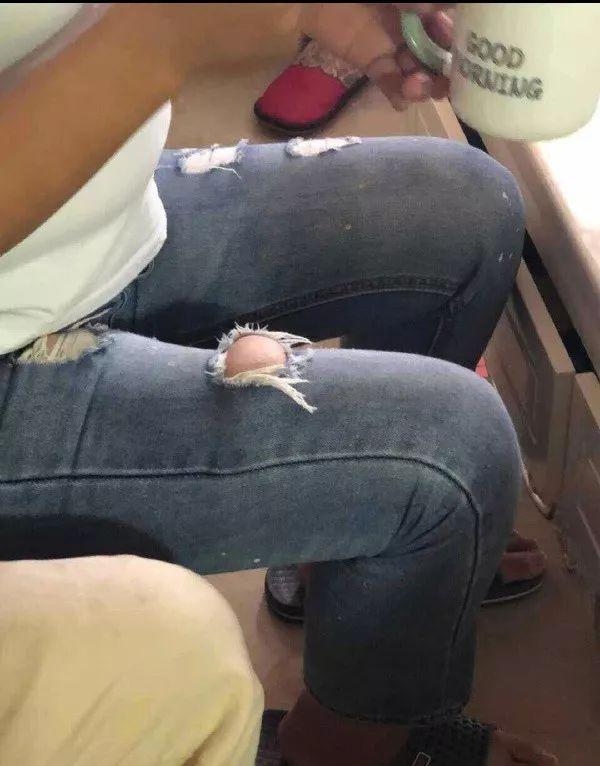 千万不要让男朋友给你挑泳衣!这谁顶得住啊…哈哈哈哈... 千万不要让男朋友给你挑泳衣!这谁顶得住啊…哈哈哈哈...