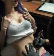 妹子疼不疼,忍着点 妹子疼不疼,忍着点