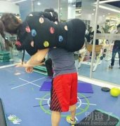 男女搭配，这样才有动力锻炼