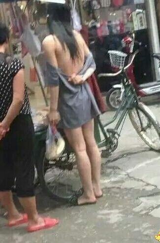 她一定有什么故事