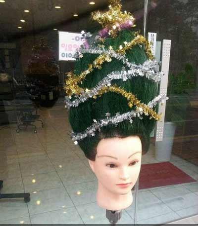 理发店里的圣诞树