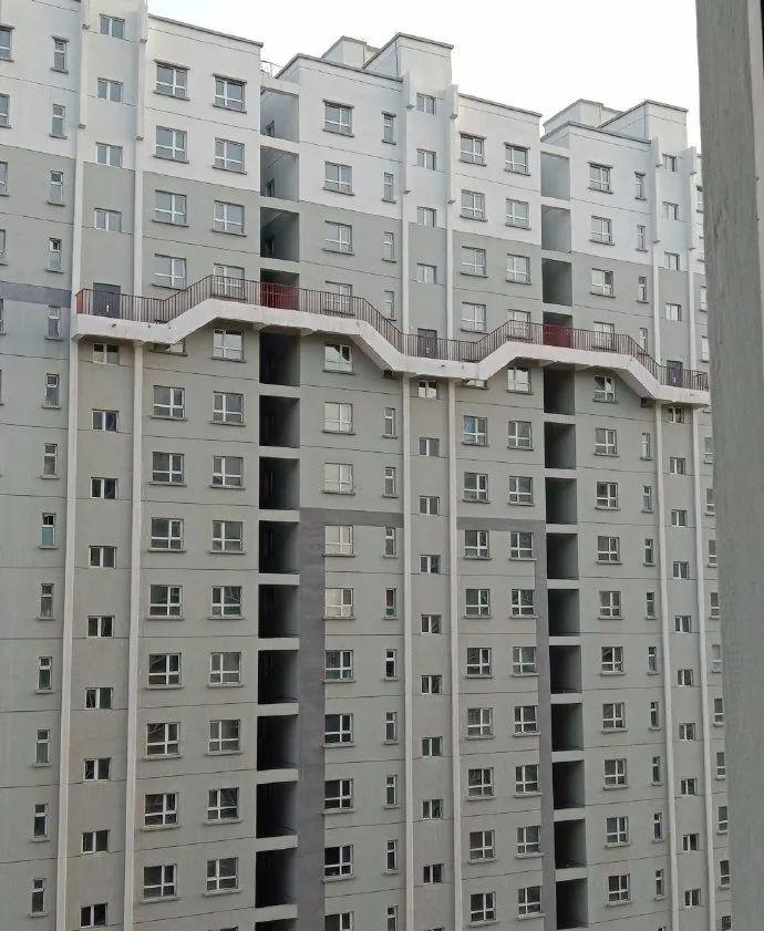 每日趣图:网友:女朋友包里发现的,这是什么东西? 每日趣图:网友:女朋友包里发现的,这是什么东西?