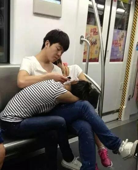 到底 谁是谁的谁 到底 谁是谁的谁