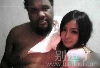 还有的白菜把白菜也拱了 还有的白菜把白菜也拱了