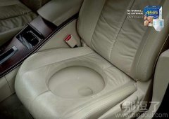 在车里安装厕所。。