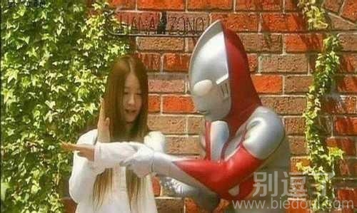 奥特曼教学！！！