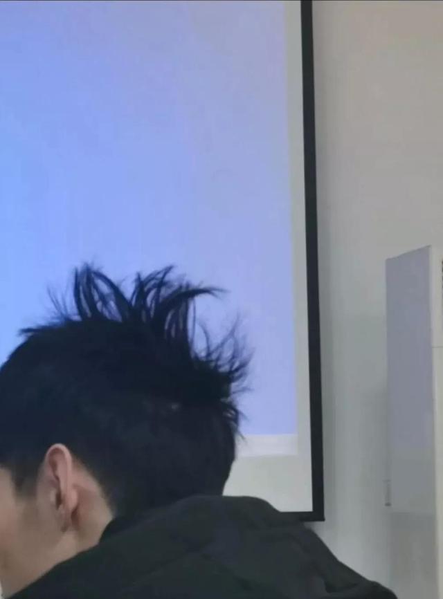 搞笑图片幽默段子笑话：雨过了，天晴了，你觉得你又行了